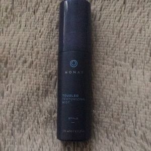 Monat Tousled Texturizing Mist